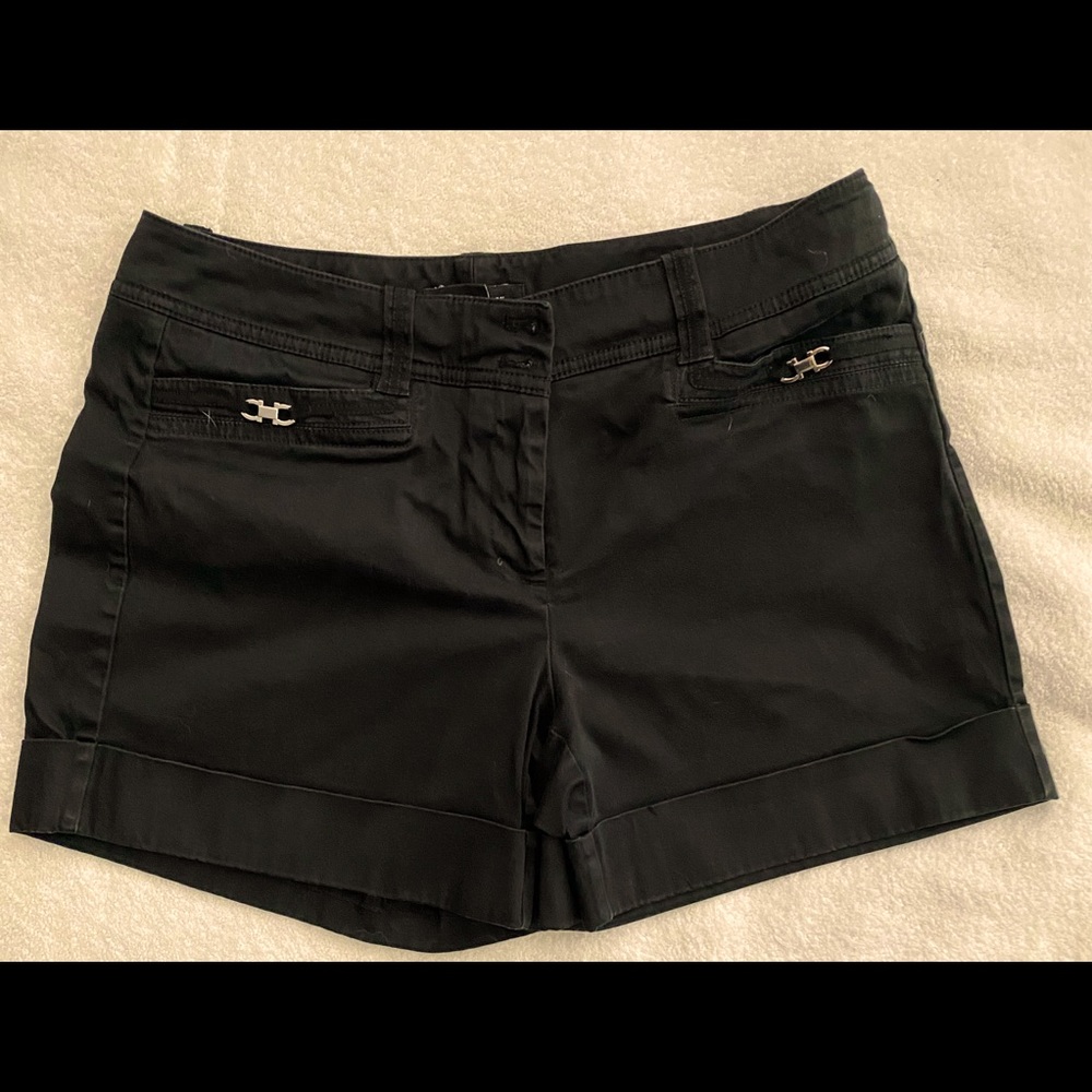 Black and White Market Size 8